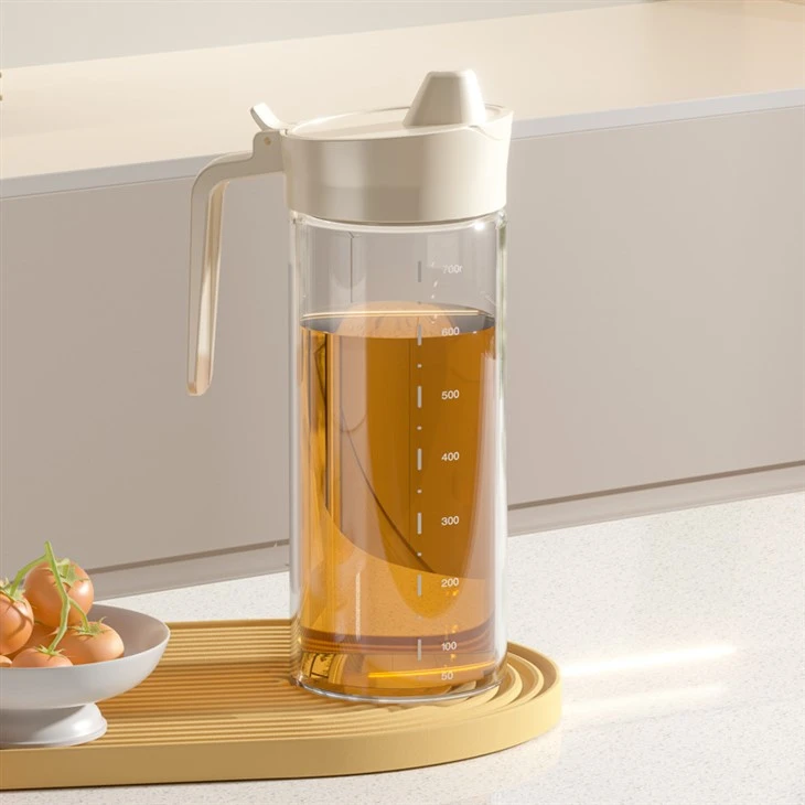 High Borosilicate Cream Design Glass Oil Dispenser